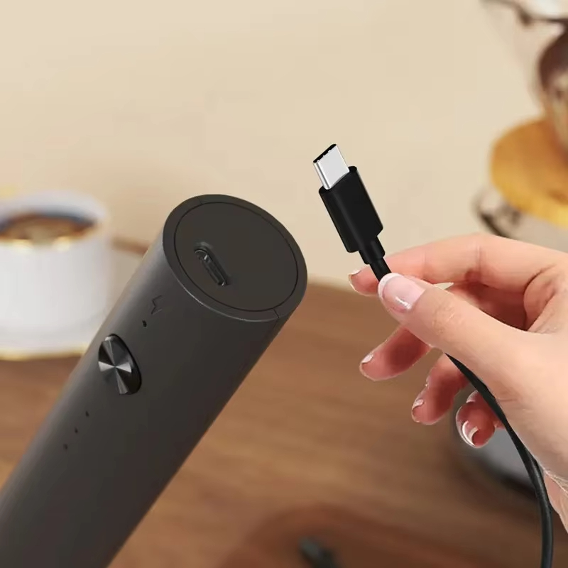 Electric egg beater, handheld  - Kitchen Baking Essentials avaliação e preço